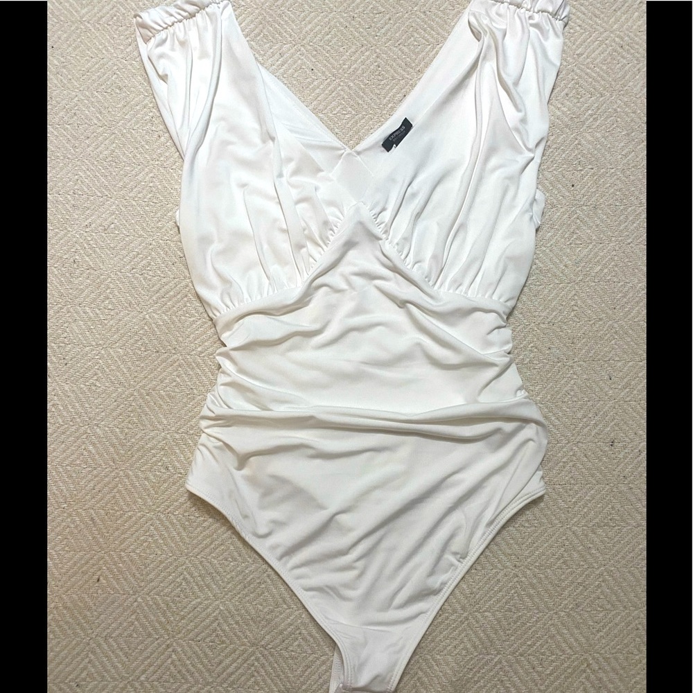 Express BODY CONTOUR COMPRESSION body suit